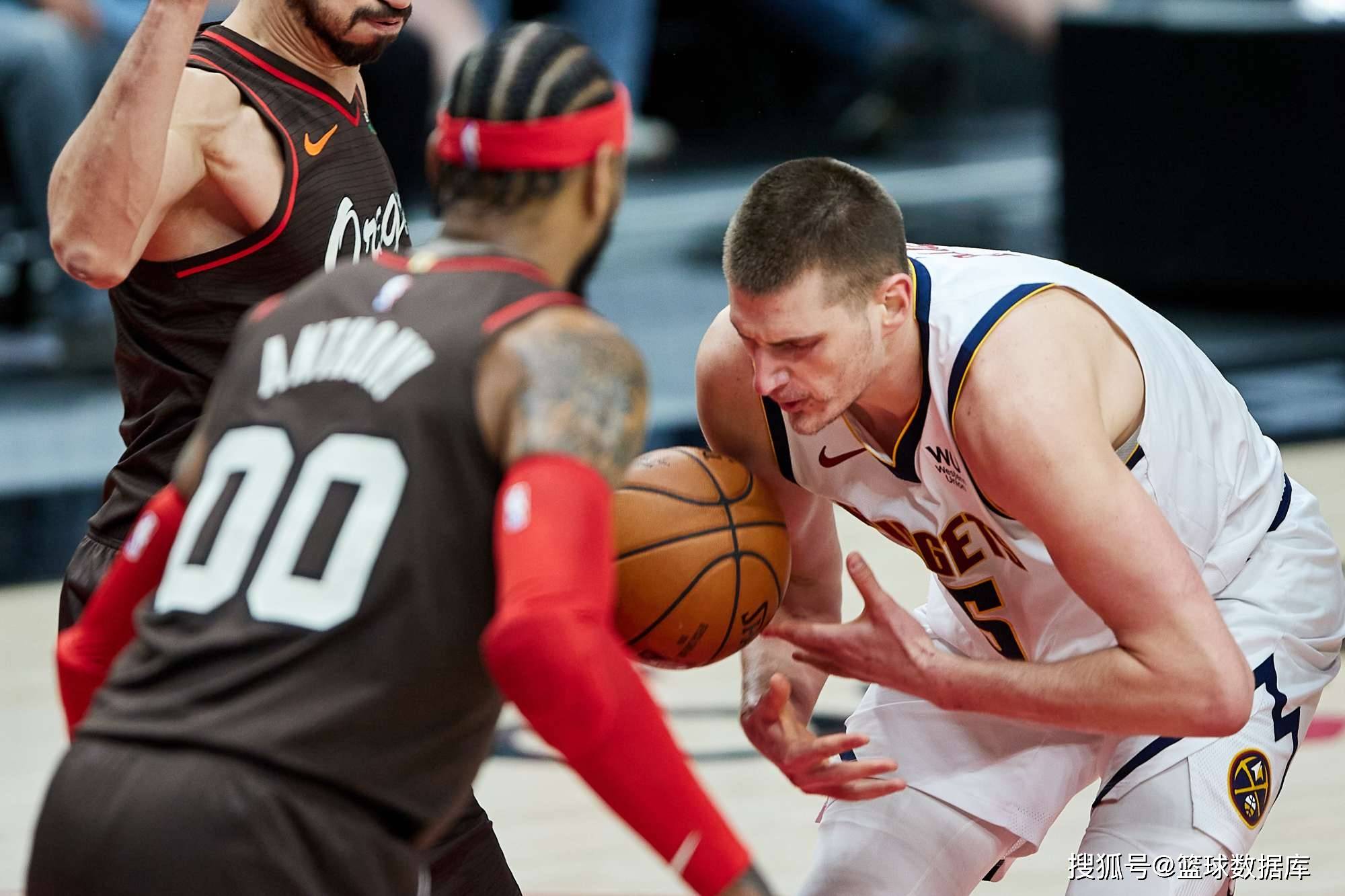 关于窗口期丹佛掘金备战社区盾；伤情更新细节曝光；引发热议；赛程密集仍需轮换的信息米乐体育官网